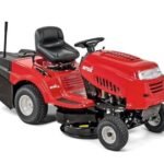 MTD 92 Selbstfahrender Traktor mit integrierter Grasfangbox