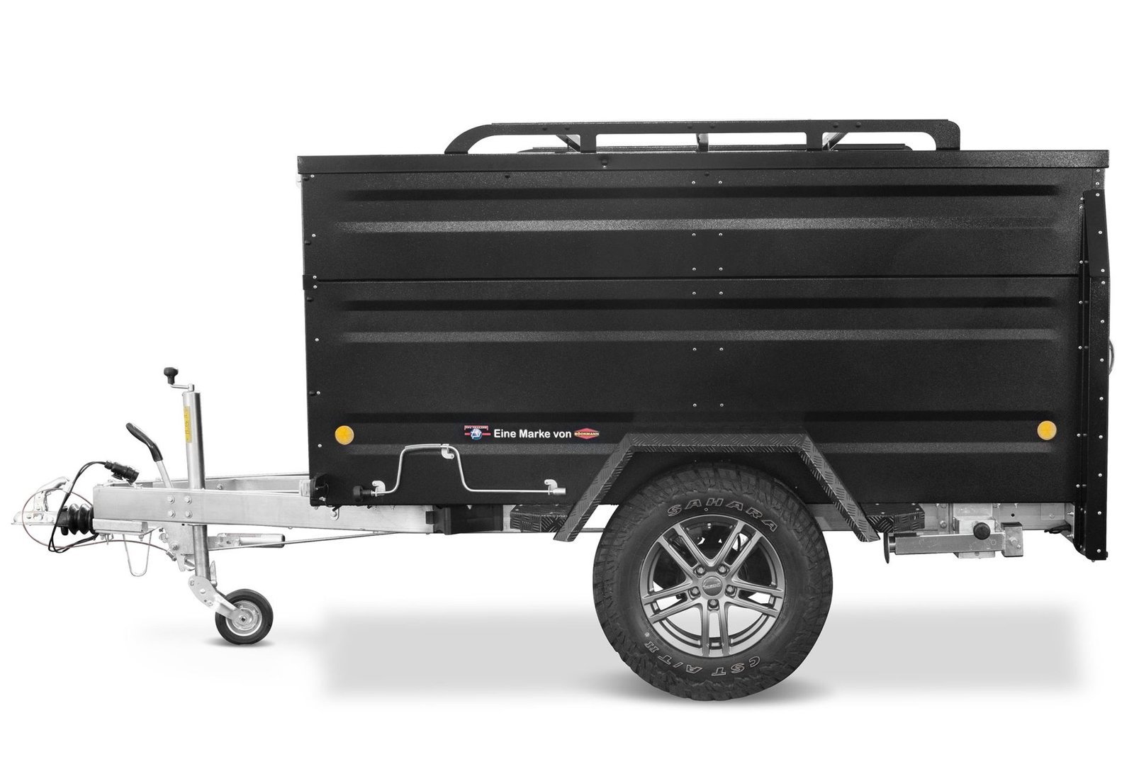 KT-EB3-Offroad-Plus-schwarz_5_DSC01292_1920x1920-1.jpg TPV Kofferanhänger 1300kg KT-EB3 Offroad Plus Bordwanderhöhung Geschlossen Gebremst Schwarz – Bild 1