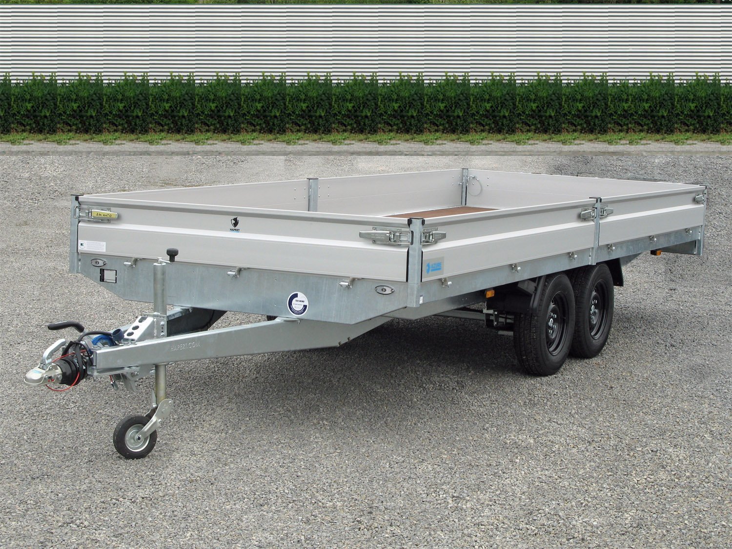Hapert Azure H-2 – 3500 – 5050 x 2000 Niedriges Fahrwerk – Bereifung 195/50R13C – Bild 1