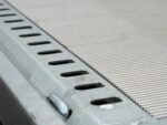Humbaur Universal 3500 Aluboden, Seilwinde, Rampen – Bild 7