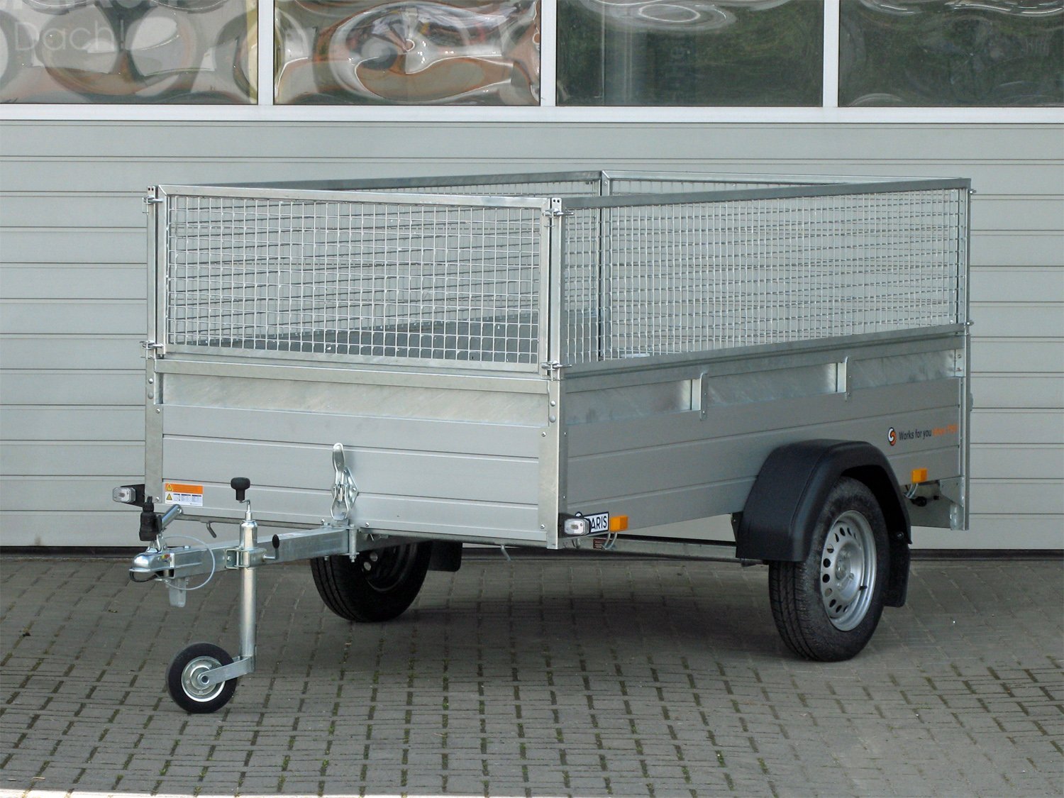 sadv75mcalupro-k-ga_saris_mp_255_133_750_1_1QMjZohd8i0ius-2.jpg Saris MP 255 133 750 1 Kippbar mit Gitteraufsatz – Bild 1