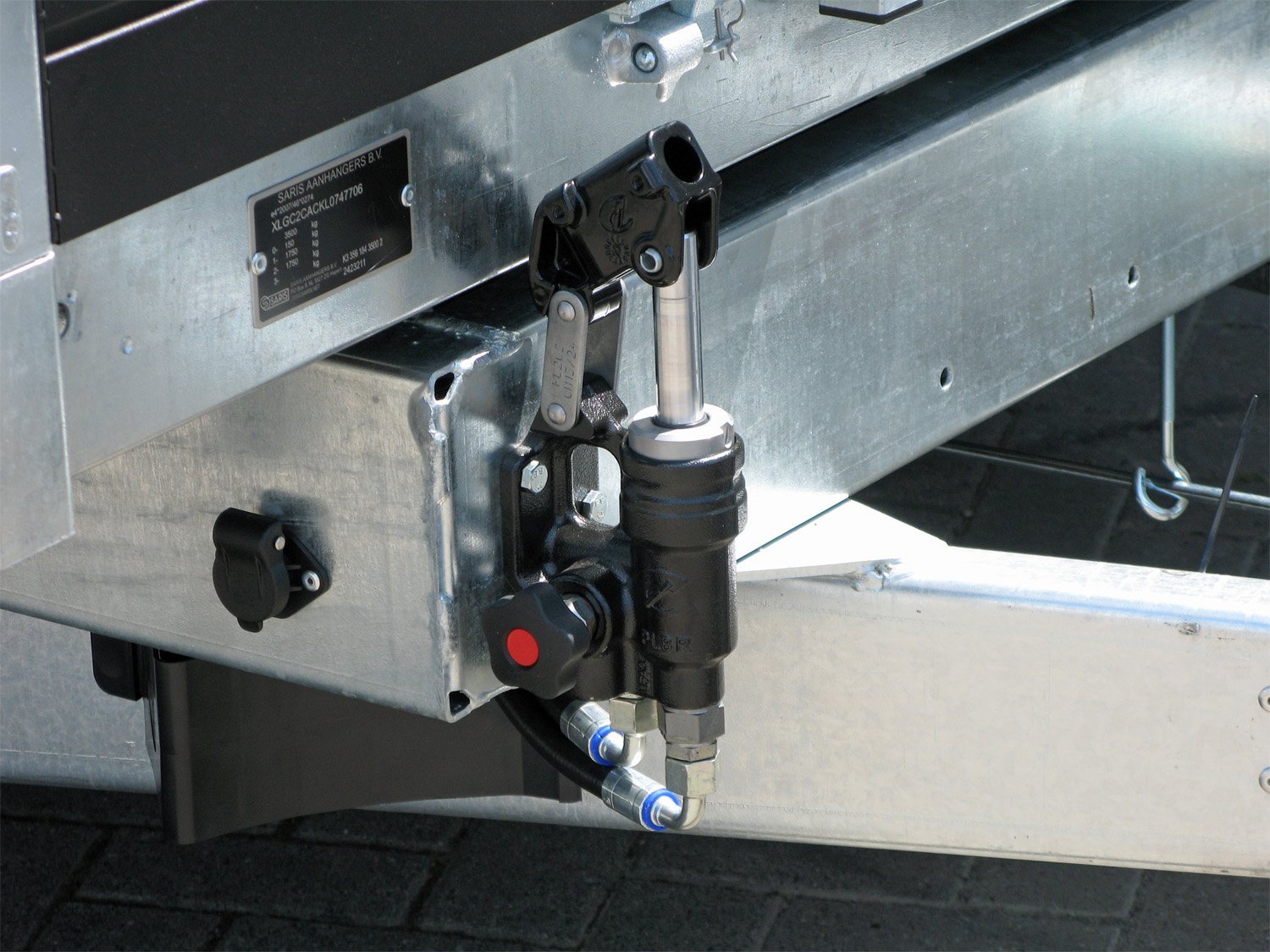 Saris K3 356 184 3500 2 HD E Profi Heavy Duty Rampen, Stützen, Nothandpumpe – Bild 7